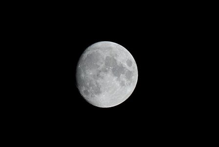 Mond 4_small.jpg