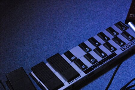 LED_PARs_Boden_F.jpg