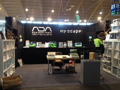 stand4.jpg