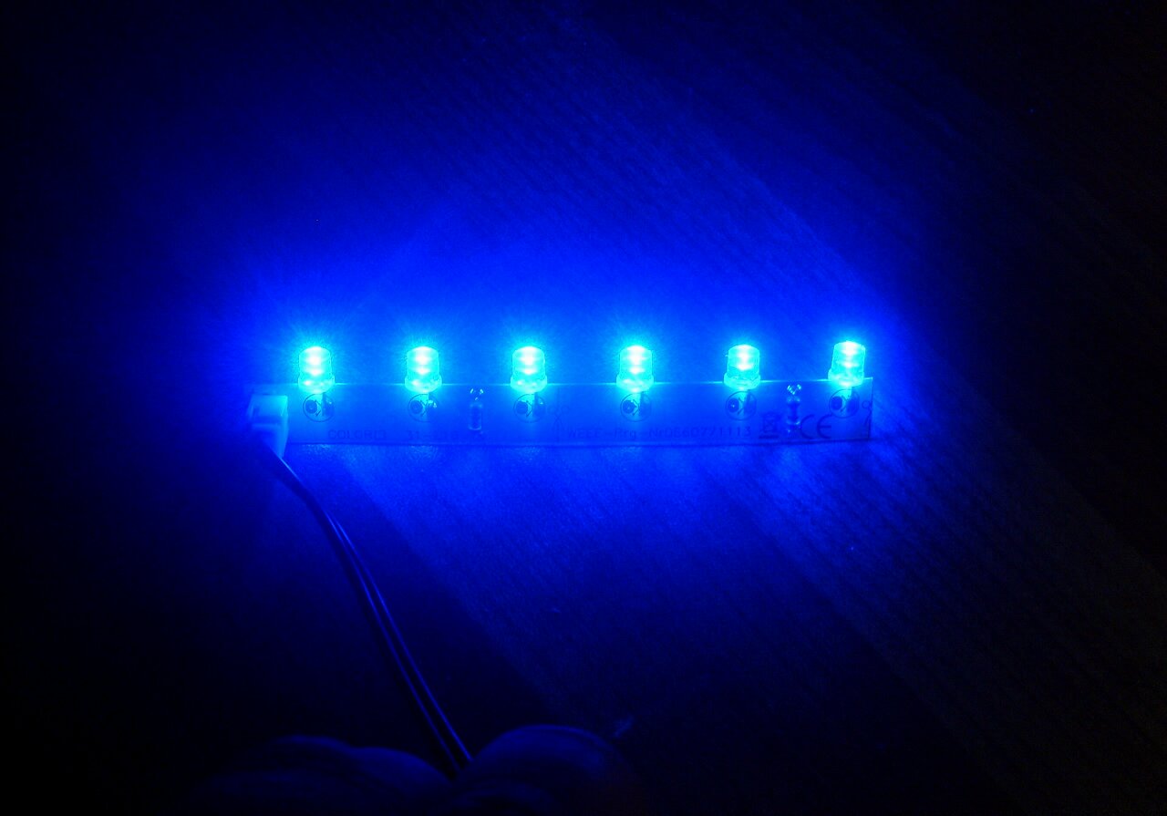 6 Flowgrow LED Leuchte BlauIII.1280x895.73.2K